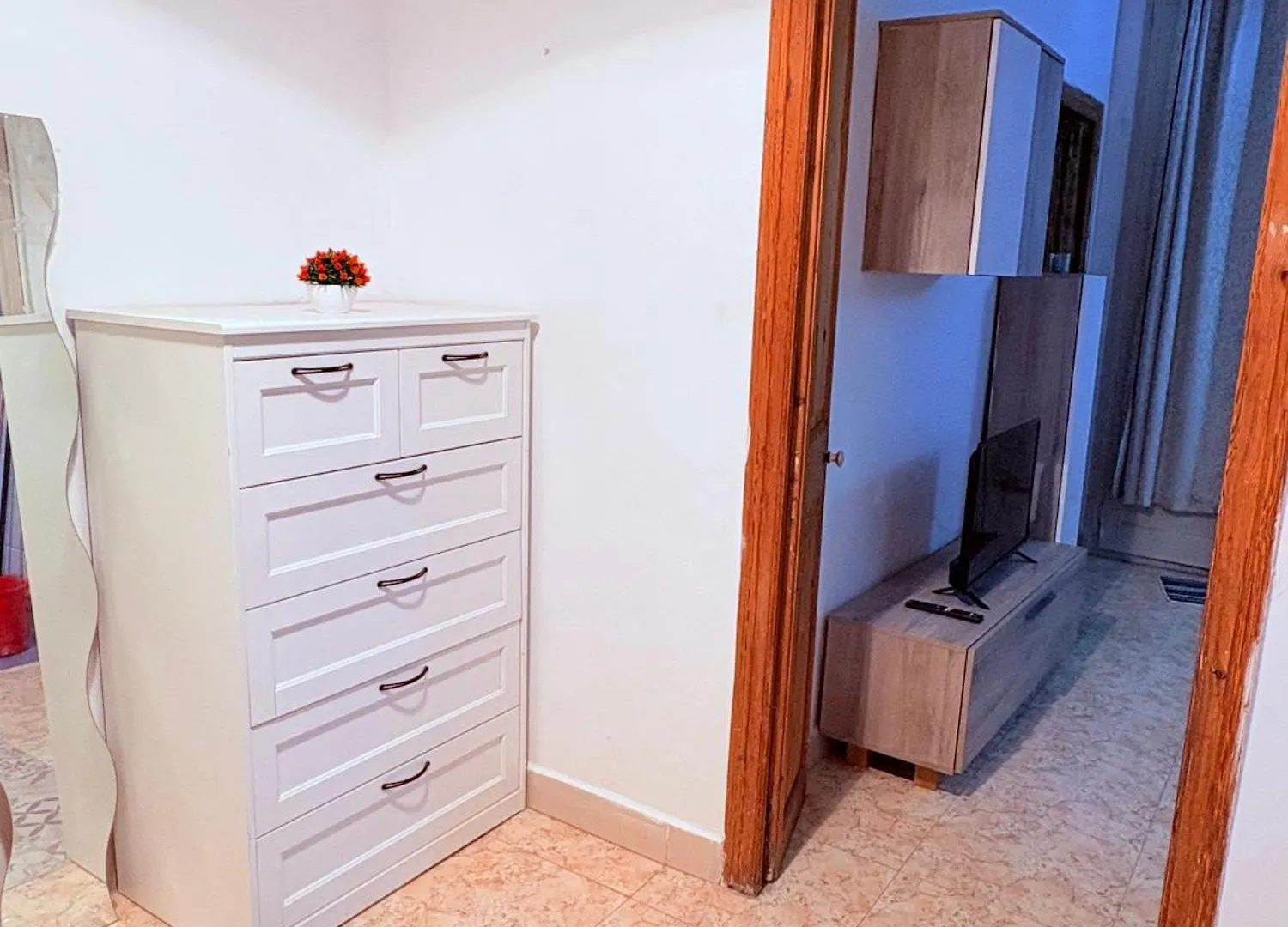 Amazing And Stylish Flat For 4 People With Breakfast Included 2 Blocks Away From Poblenou Beach バルセロナ