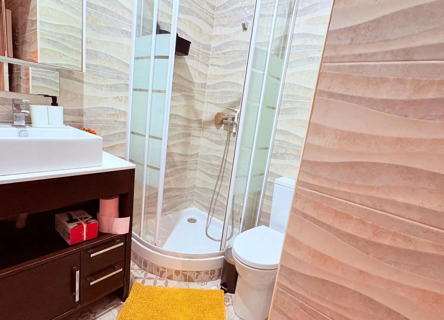 アパート Amazing And Stylish Flat For 4 People With Breakfast Included 2 Blocks Away From Poblenou Beach バルセロナ スペイン