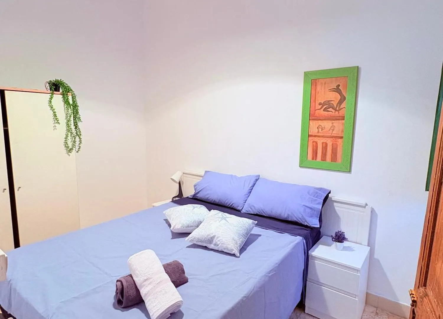 Amazing And Stylish Flat For 4 People With Breakfast Included 2 Blocks Away From Poblenou Beach Barcelona