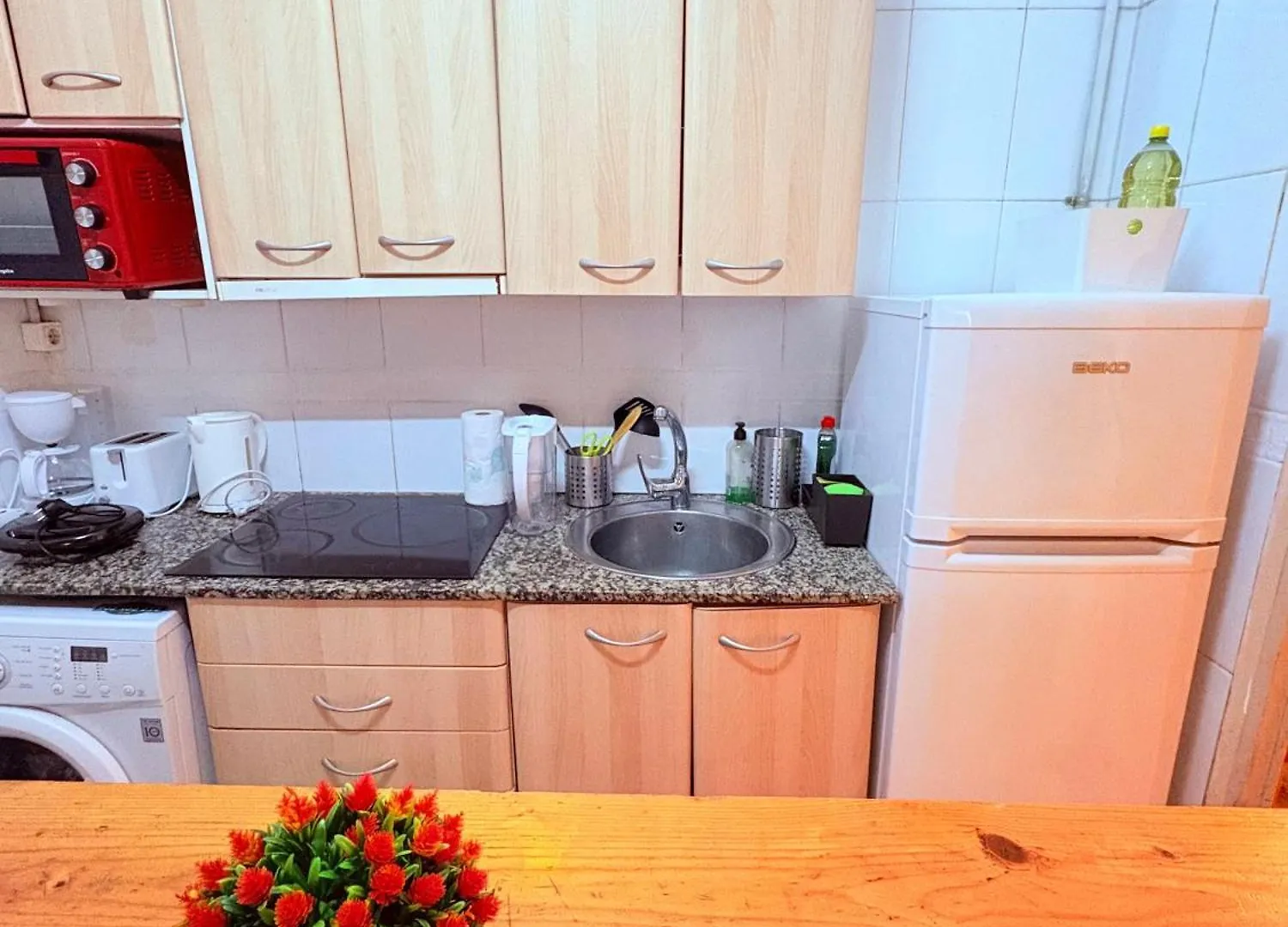 Amazing And Stylish Flat For 4 People With Breakfast Included 2 Blocks Away From Poblenou Beach Barcelona
